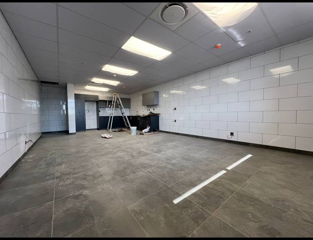 13,000M² WAREHOUSE TO LET IN LOUWLARDIA